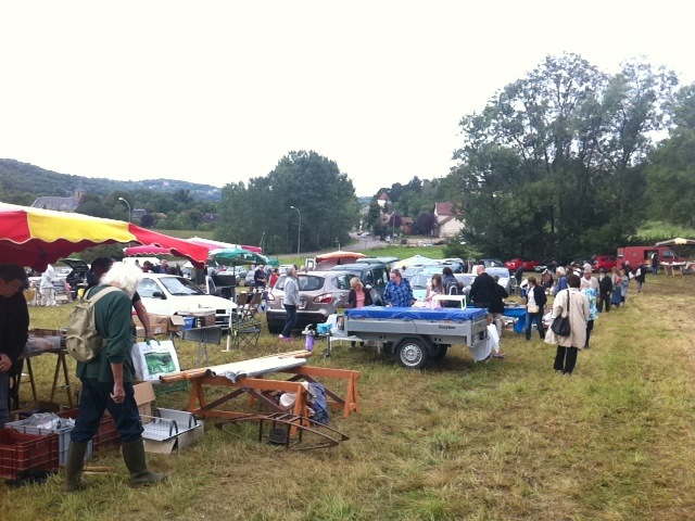 Vide-grenier 15 aout 2014--13